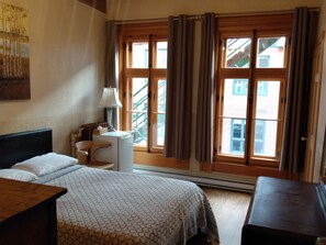 Suite, 2 Bedrooms (Raudot) | Bathroom