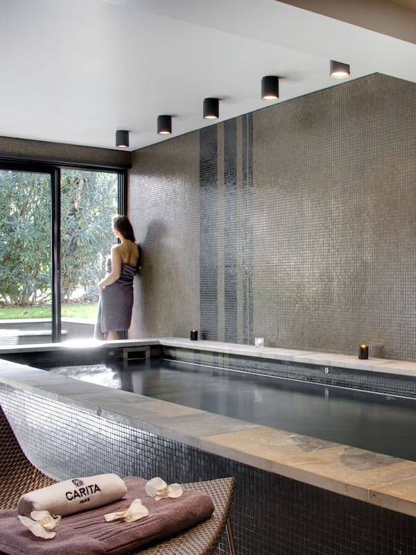 Sale per trattamenti di coppia, vasca idromassaggio, bagno turco