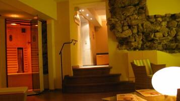 Sauna, hot tub, Turkish bath, body treatments, body wraps, body scrubs