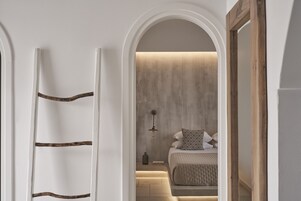 Deluxe Suite, One Bedroom, Hot Tub, Sea View