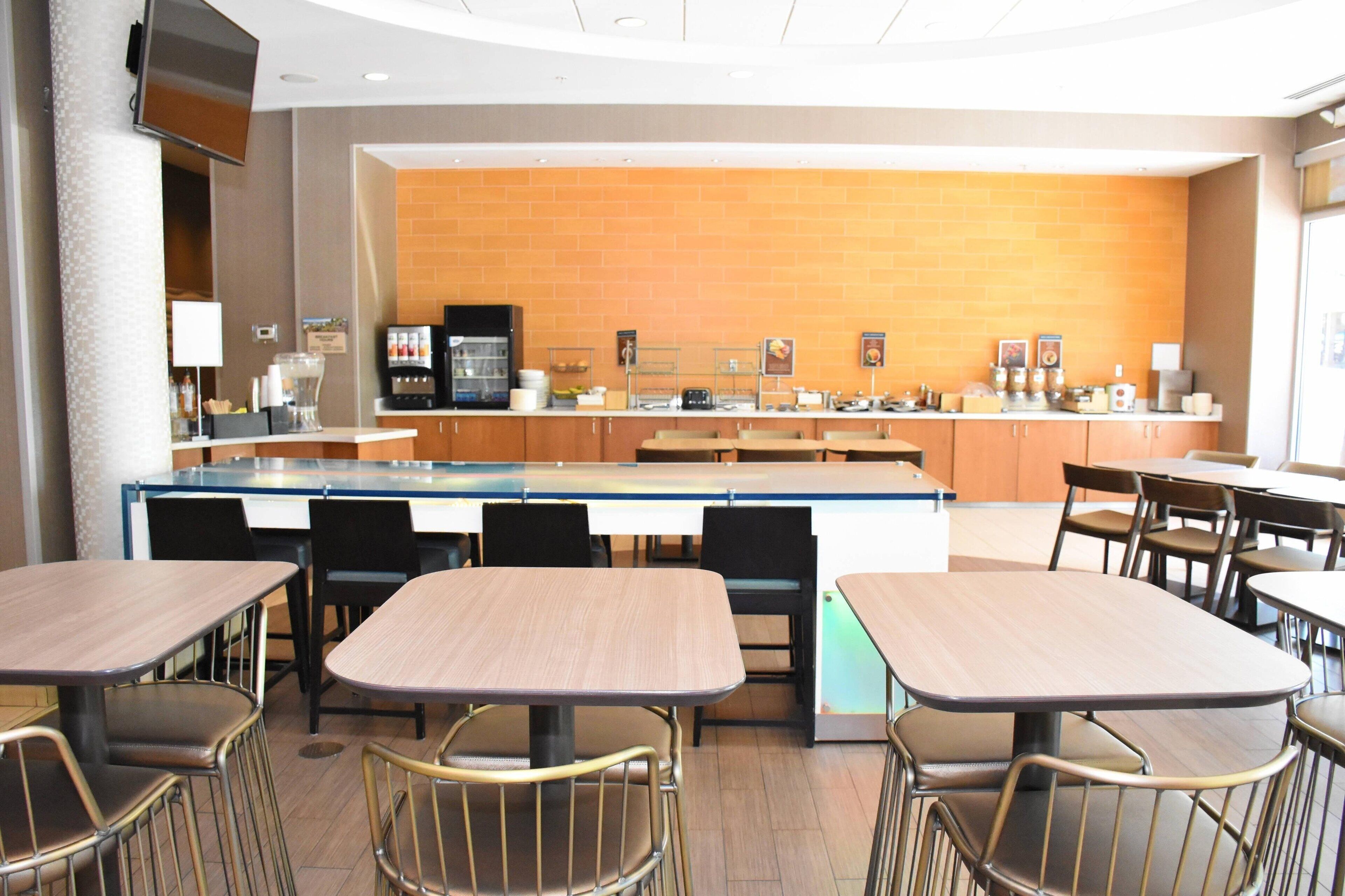 free daily continental breakfast