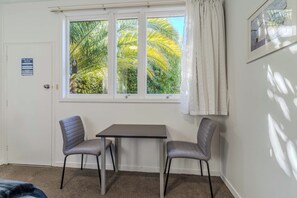 Studio Suite | Living area