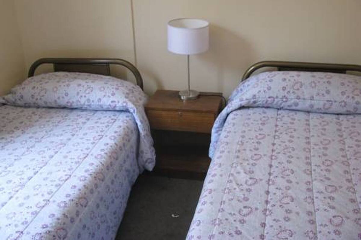 Colchones Tempur-Pedic, caja fuerte, wifi gratis