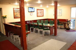 Buffet breakfast for a fee on weekends