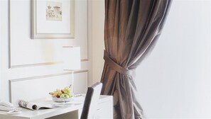 Minibar, in-room safe, desk, laptop workspace