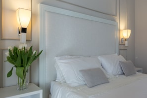 Double Room | Minibar, in-room safe, desk, laptop workspace - Residenza Scipioni Luxury Rooms (Rome)