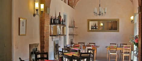 Frokostbuffé hver dag (EUR 18 per person)