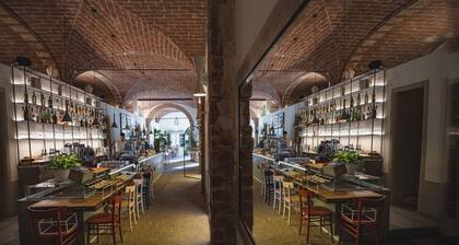 Borgo Di Colleoli Resort