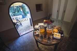 Esmorzar diari d'estil bufet (de pagament) 