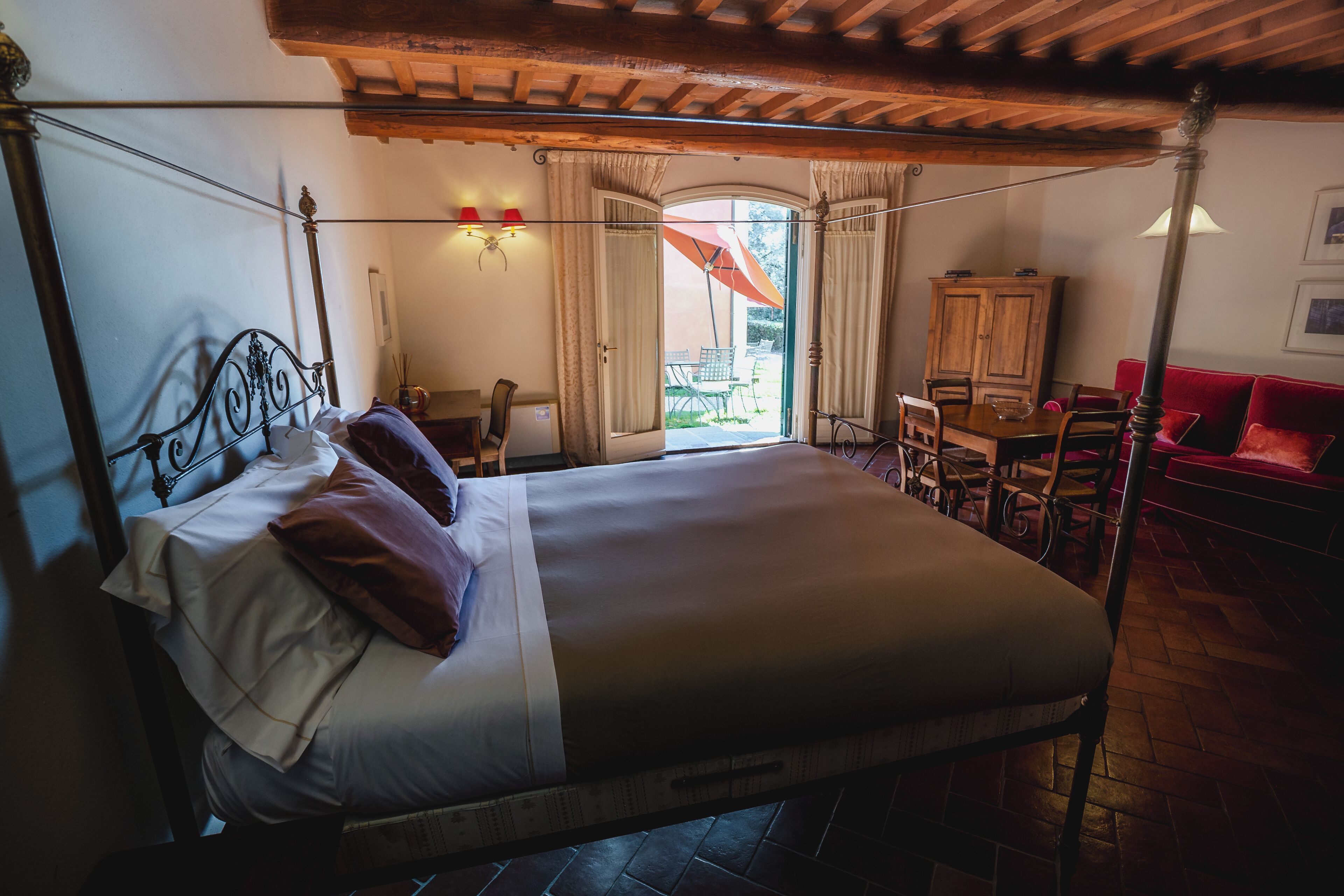 Superior Studio | Individually decorated, individually furnished, free WiFi, bed sheets