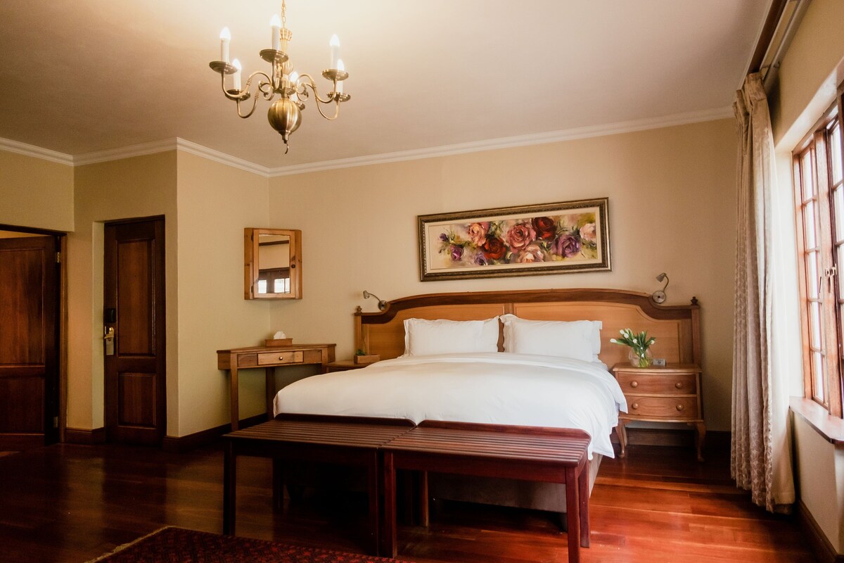 1 ห้องนอ น, เครื่องนอนระดับพรีเมียม, ผ้านวมขนเป็ด, เตียง Select Comfort