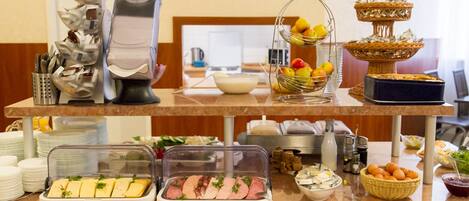 Petit déjeuner buffet compris tous les jours