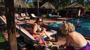 Outdoor pool, pool loungers