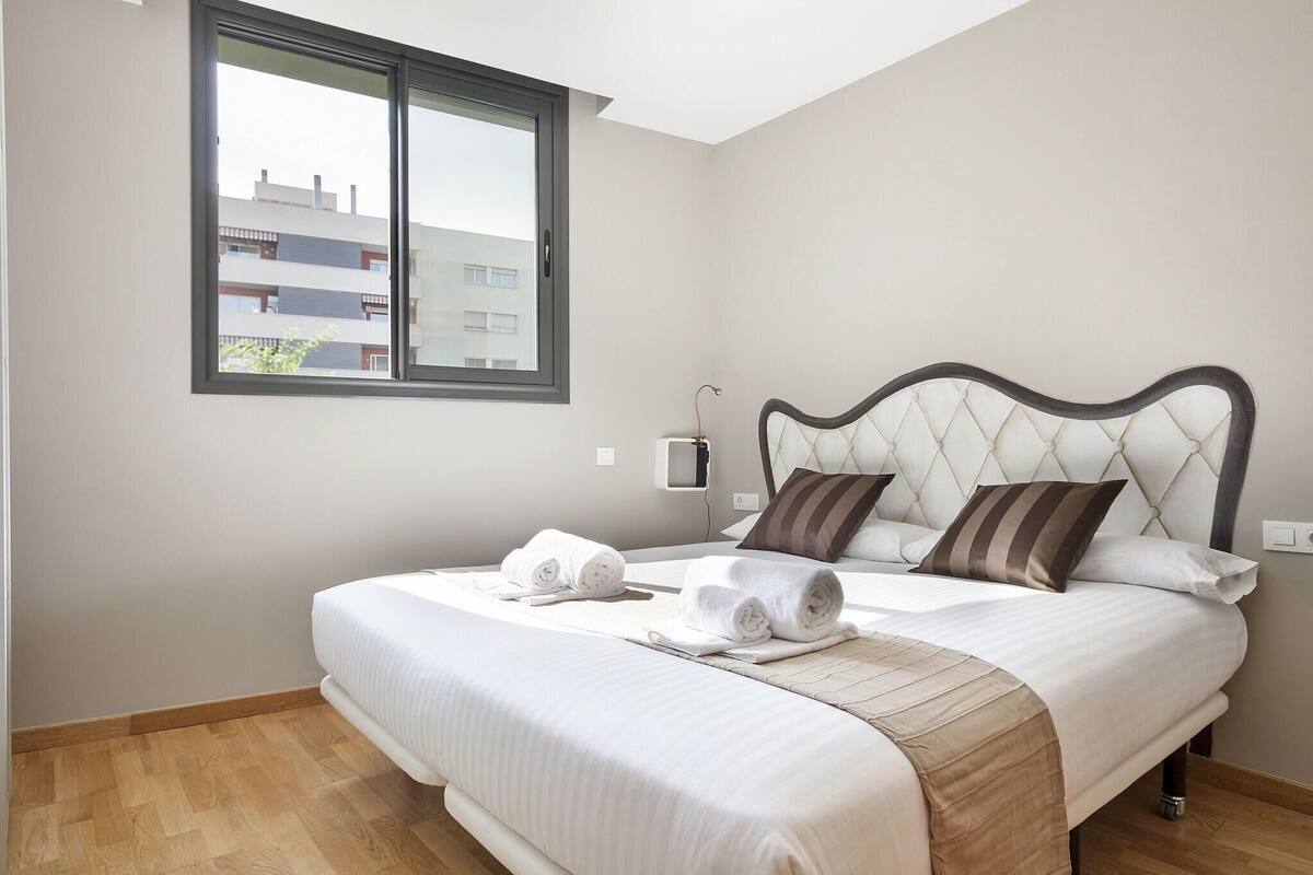 In-room safe, desk, free WiFi, bed sheets