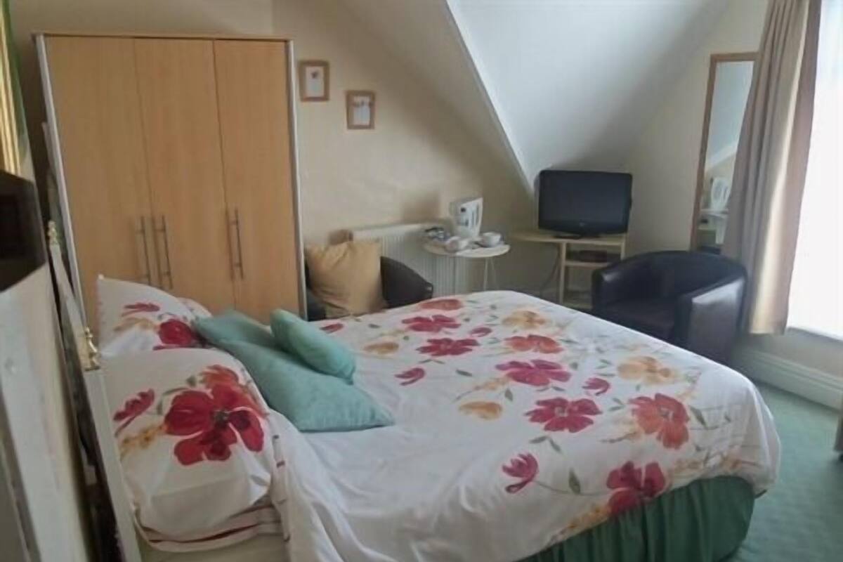 Chambre Triple Familiale, salle de bains attenante