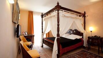 Kahden hengen classic-huone | Tallelokero huoneessa, äänieristys, ilmainen Wi-Fi