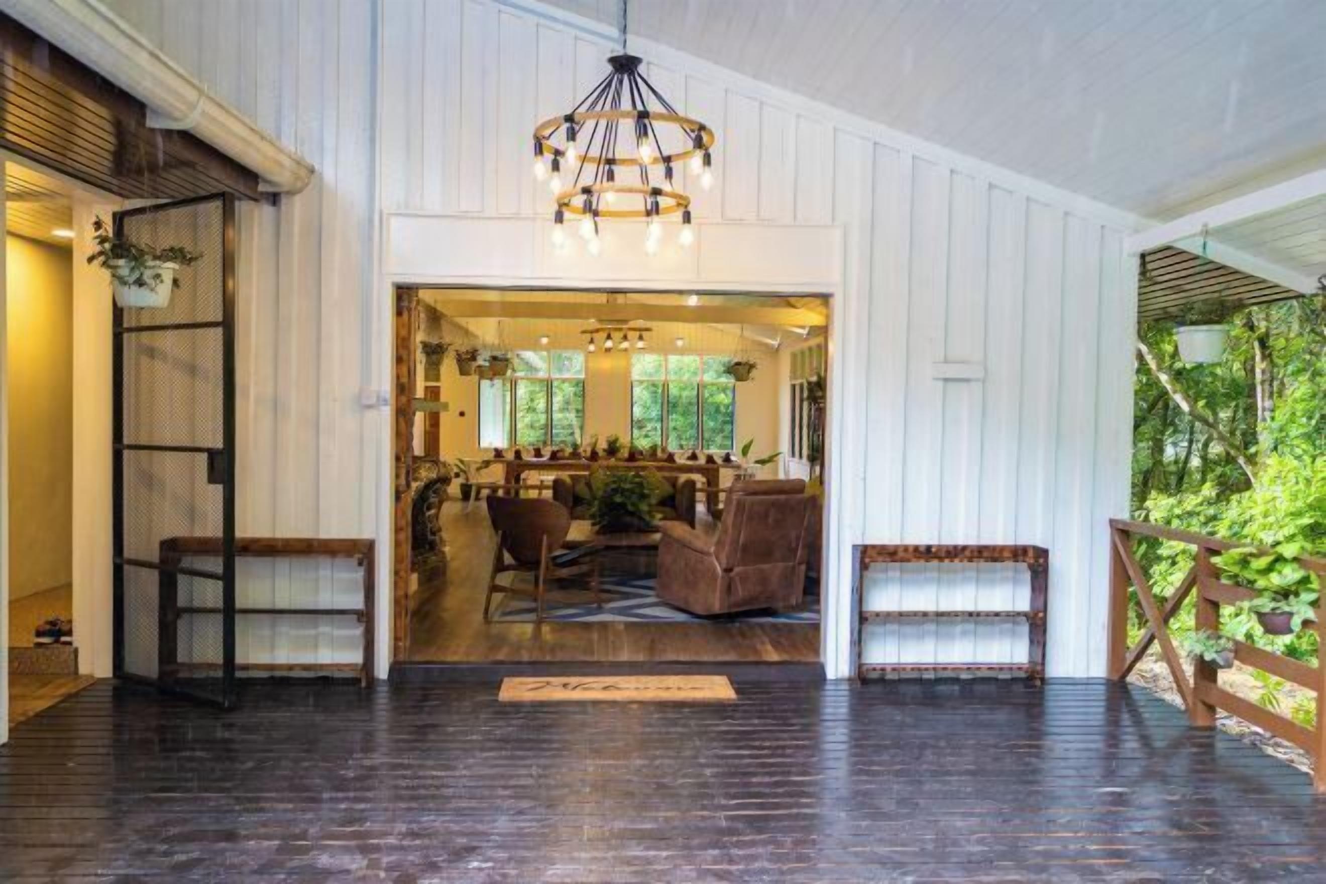 Cribs/infant beds, bed sheets