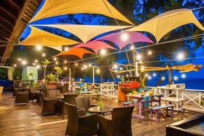 Breakfast, lunch and dinner served - Sutera Sanctuary Lodges At Manukan Island (Manukan Island)