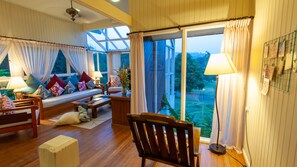 Palm Villa | Living room