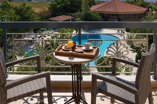 Acharnis Kavallari Hotel Suites