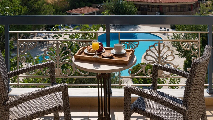 Acharnis Kavallari Hotel Suites