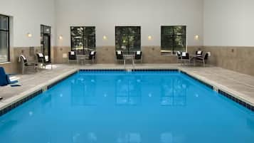 Indoor pool, pool loungers