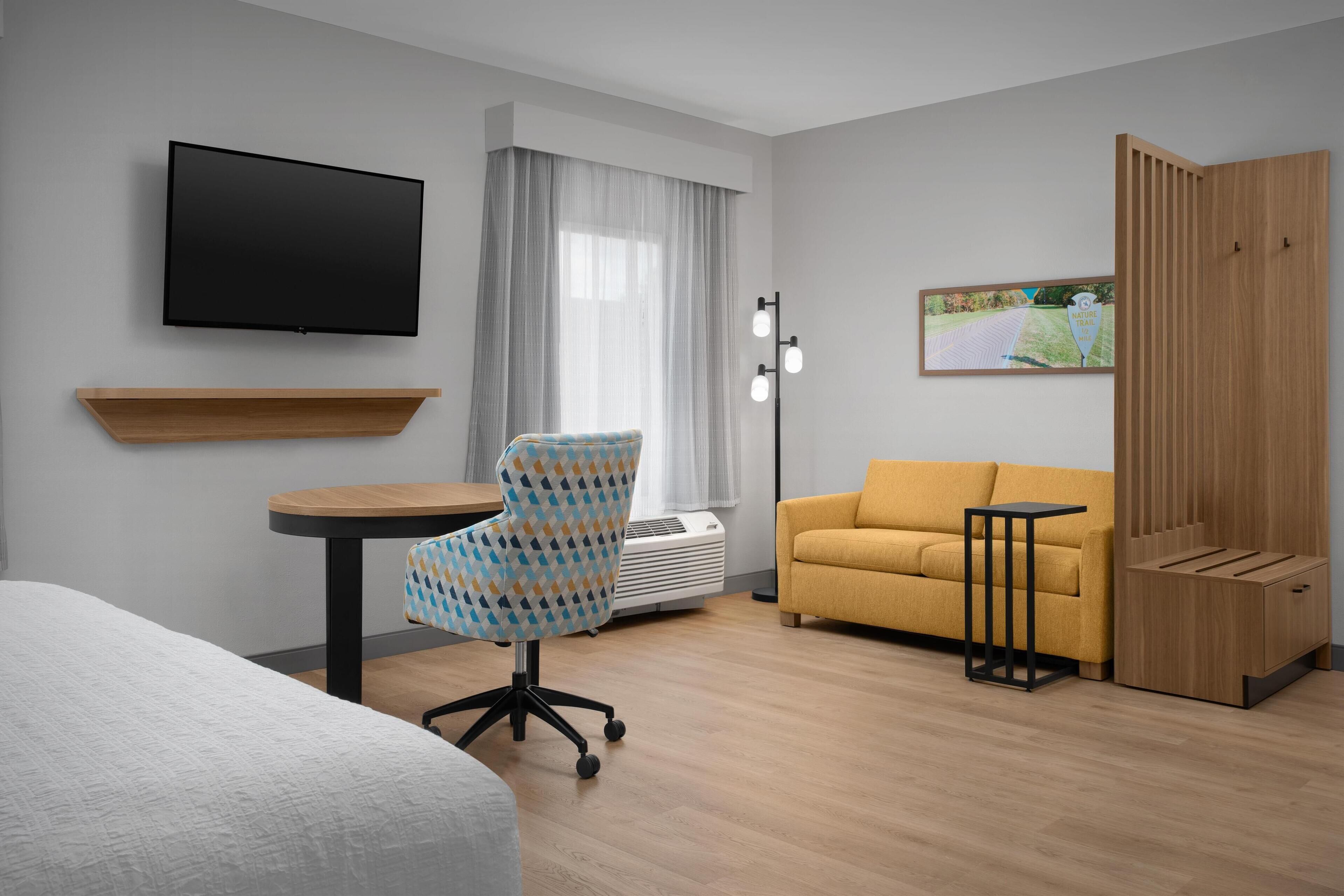 studio, 1 king bed, accessible (mobility/hearing, roll-in shower) | desk, laptop workspace, blackout curtains, iron/ironing board