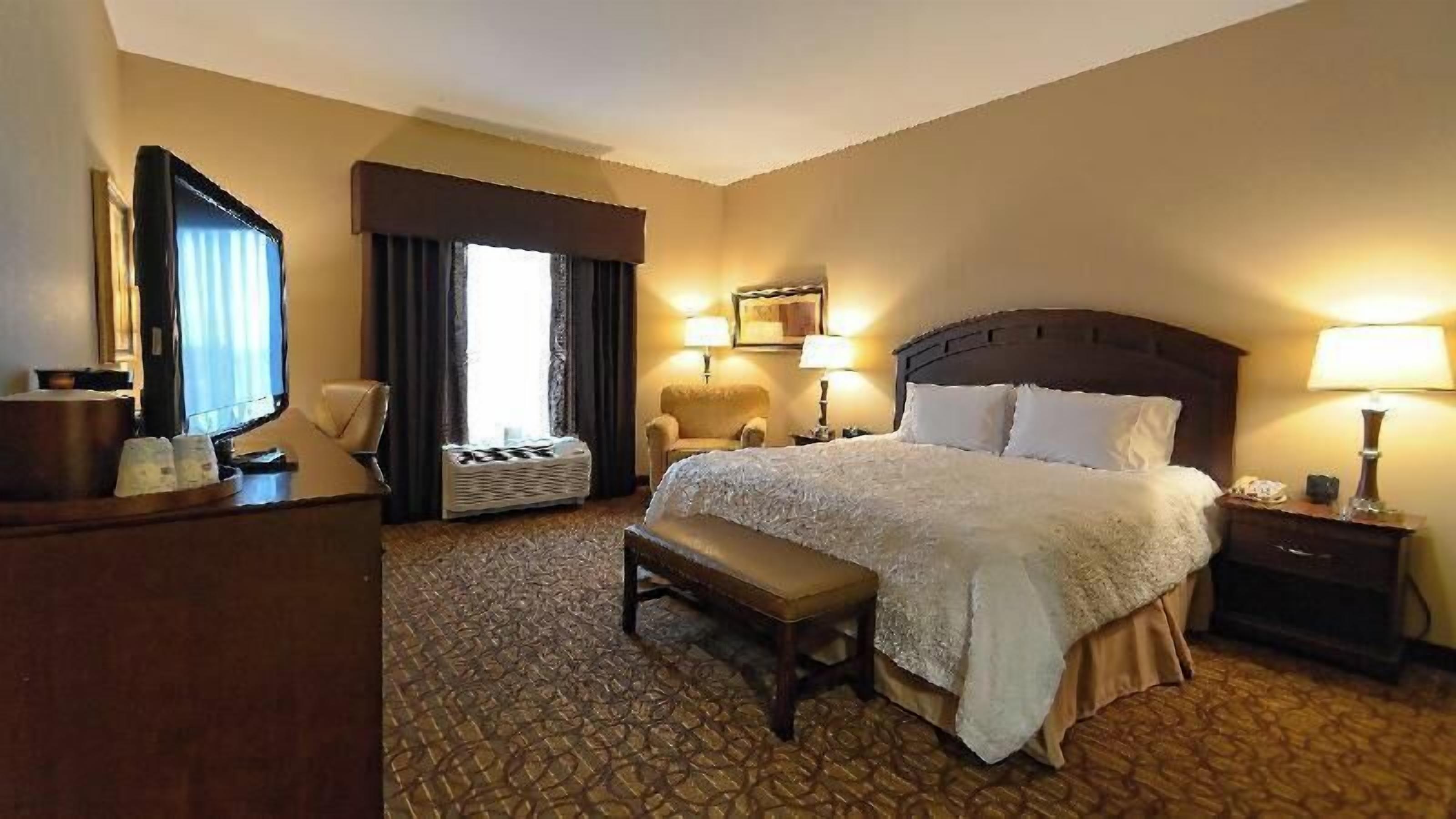 In-room safe, iron/ironing board, free WiFi, bed sheets
