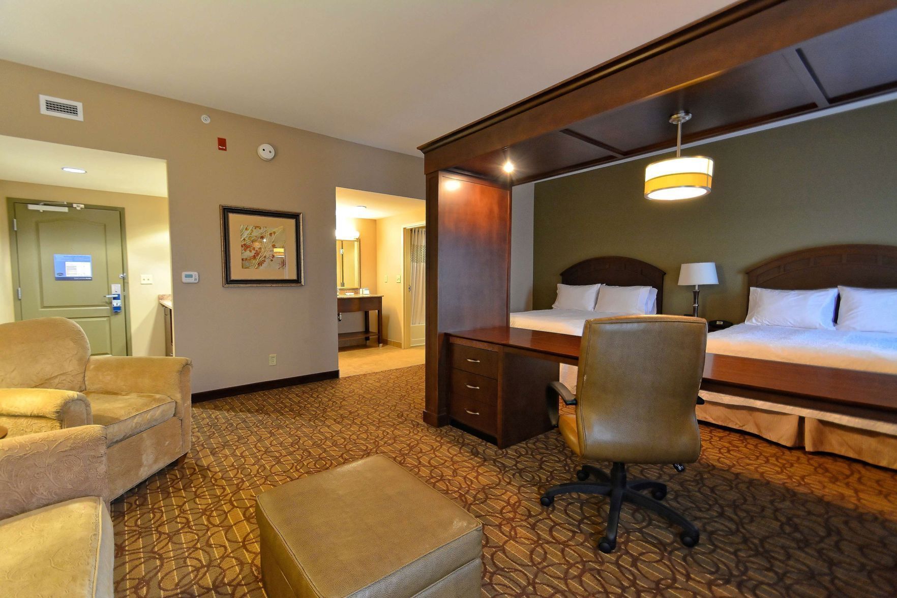 In-room safe, iron/ironing board, free WiFi, bed sheets