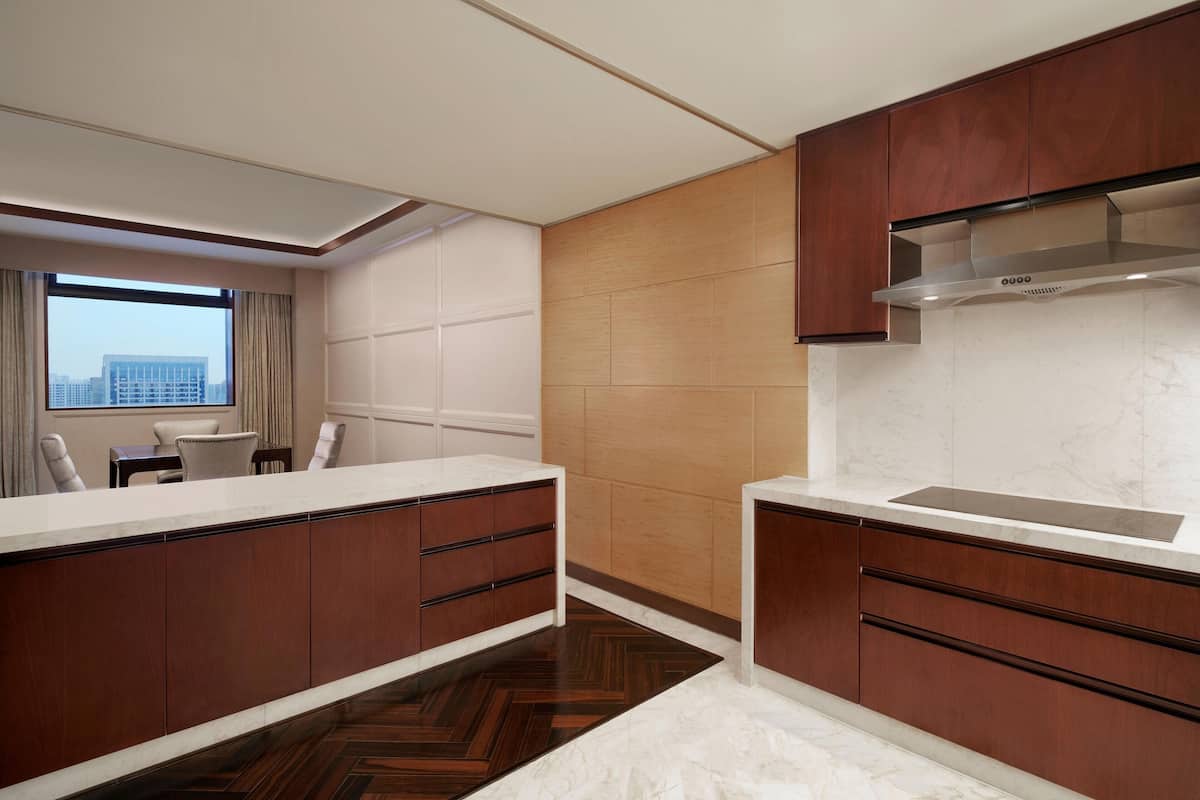 apartment, 1 bedroom, city view | 1 bedroom, premium bedding, in-room safe, desk