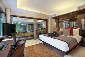 Villa, 1 Bedroom, Private Pool | 1 bilik tidur, peralatan tempat tidur premium, bar mini 