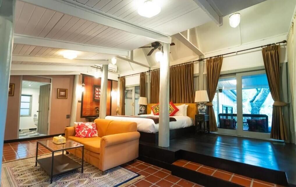 Villas B | Premium bedding, in-room safe, individually decorated, desk