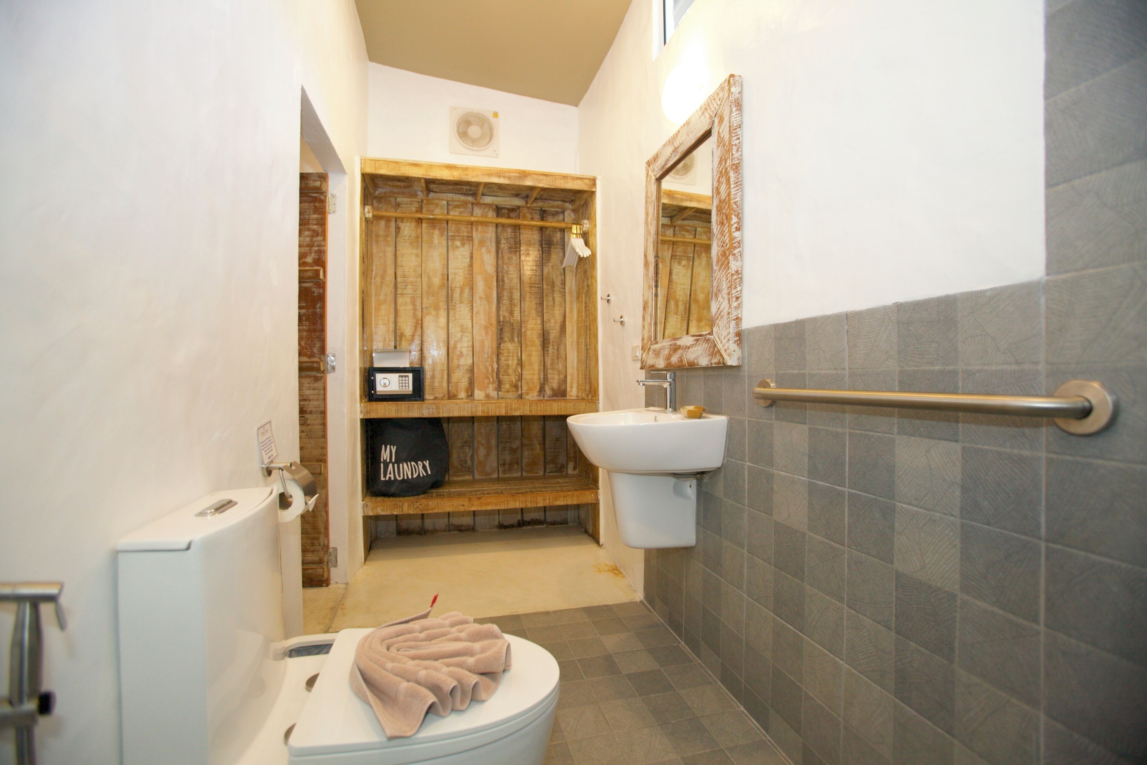 Photo - Lime N Soda Beachfront Resort