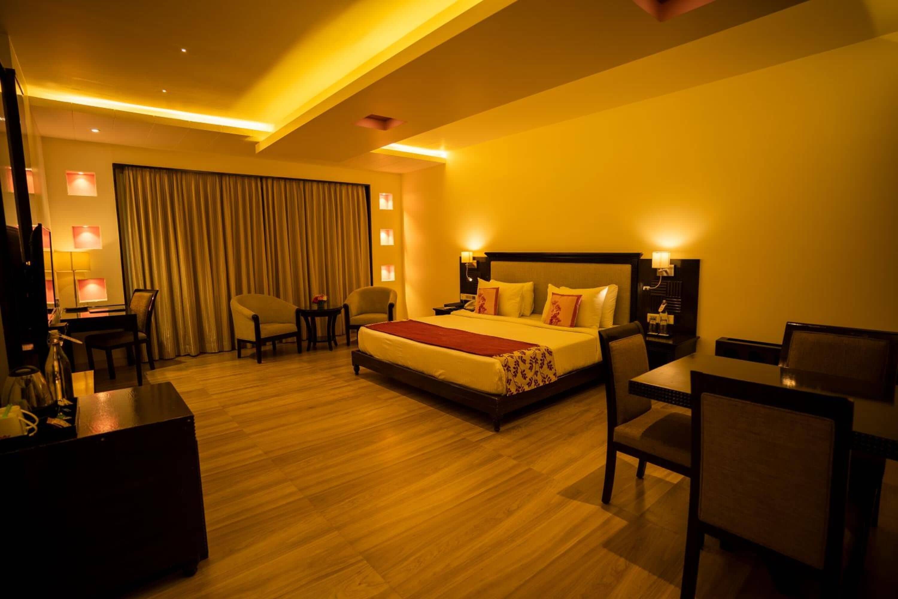 Minibar, soundproofing, iron/ironing board, free WiFi