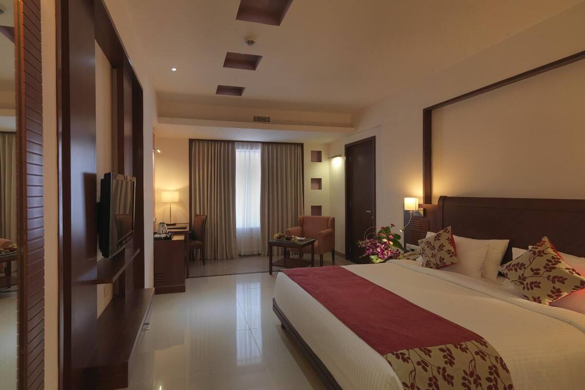 Minibar, soundproofing, iron/ironing board, free WiFi