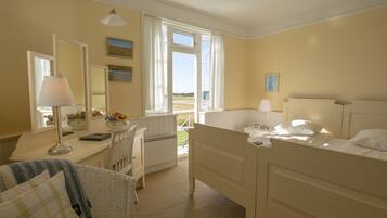 Standardzimmer, eigenes Bad | Hochwertige Bettwaren, Pillowtop-Betten, Schreibtisch