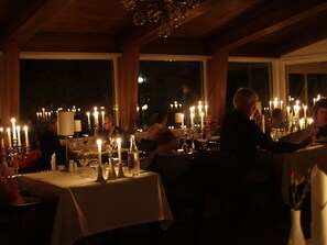 Café da manhã, almoço e jantar