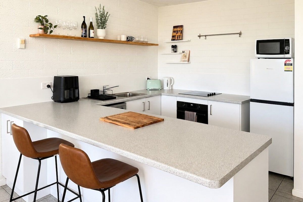 Apartment, 1 Bedroom, Sea View | Private kitchen