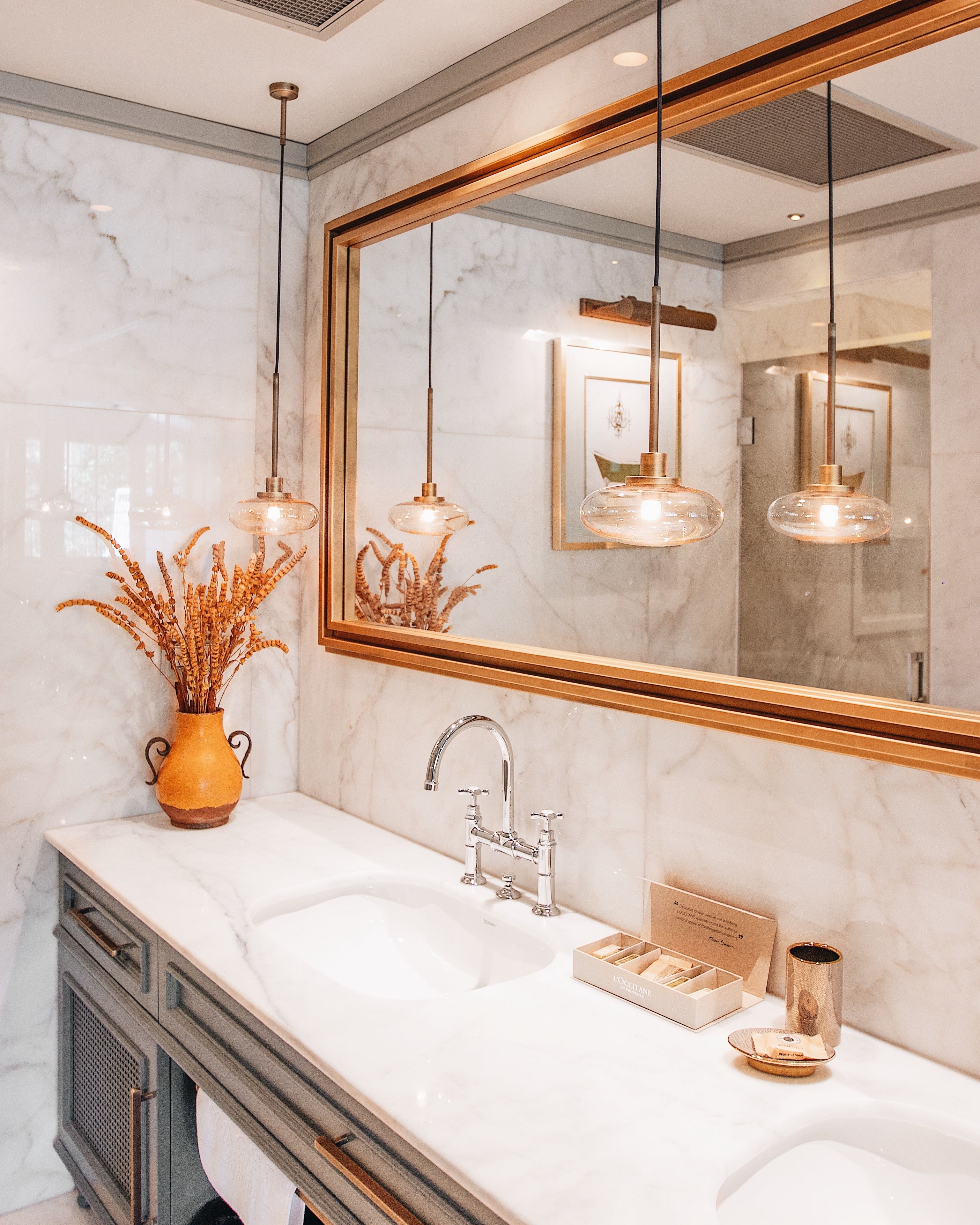 pool suites | bathroom amenities | free toiletries, hair dryer, slippers, towels