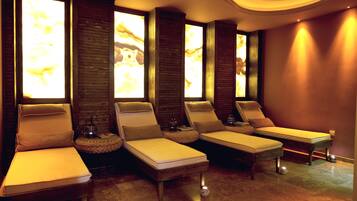 Behandlingsrum til par, sauna, dampbad, thai-massage, sportsmassage