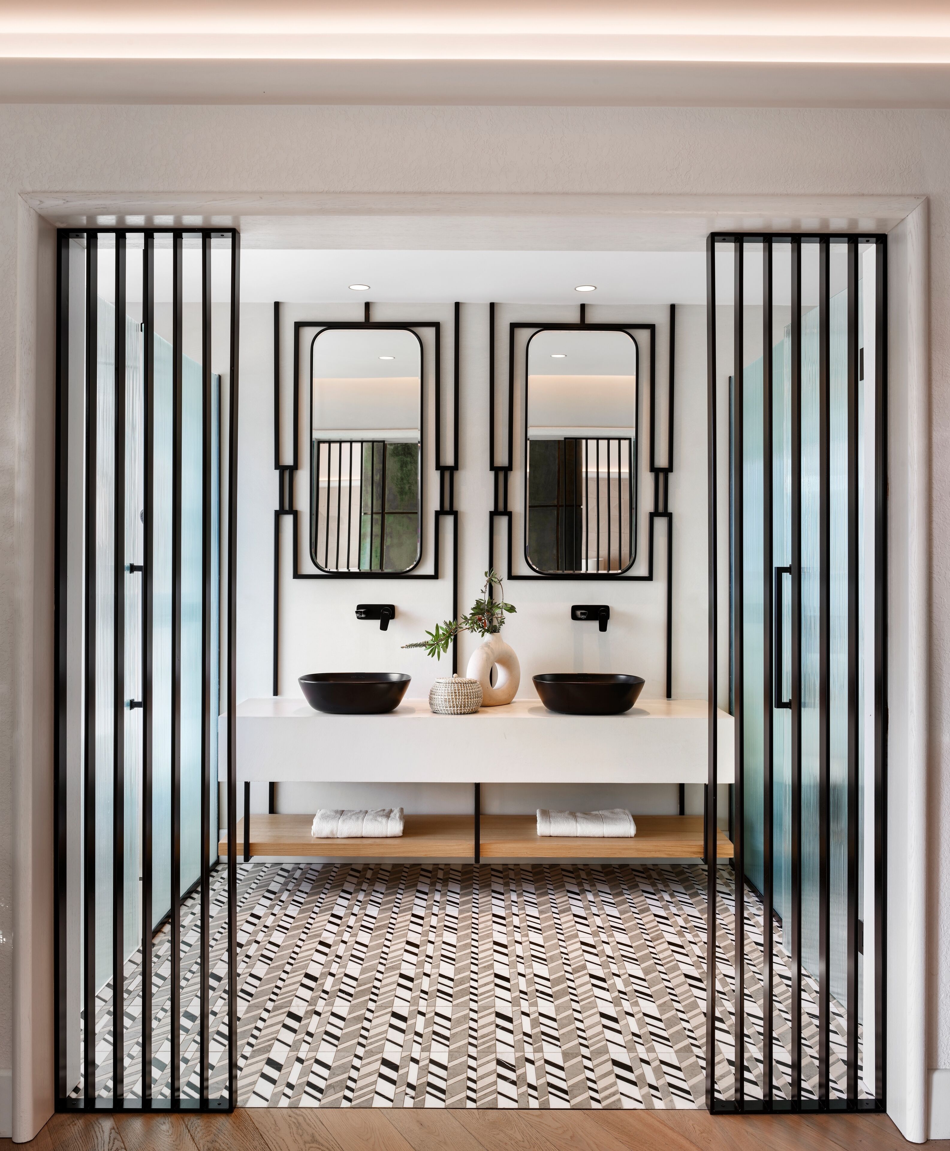 penthouse | bathroom | free toiletries, hair dryer, slippers, towels