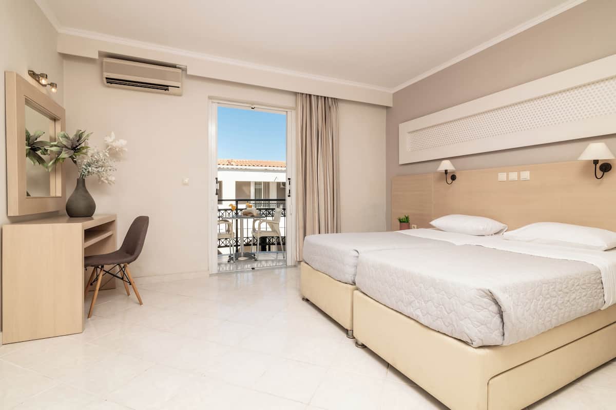 In-room safe, desk, soundproofing, WiFi