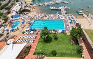 Exterior - Bel Azur Hotel & Resort (Jounieh)