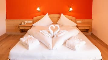 Hypo-allergenic bedding, minibar, in-room safe, laptop workspace
