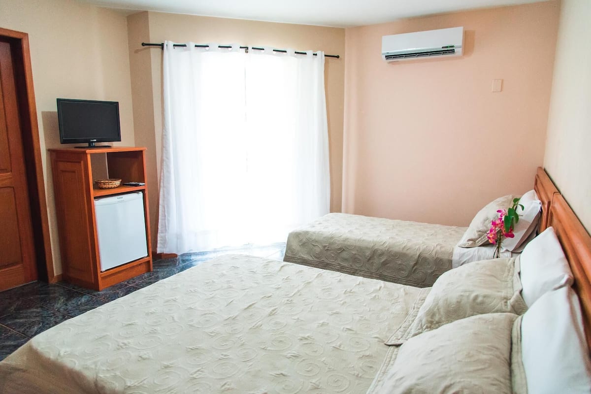 Hypo-allergenic bedding, minibar, in-room safe, laptop workspace