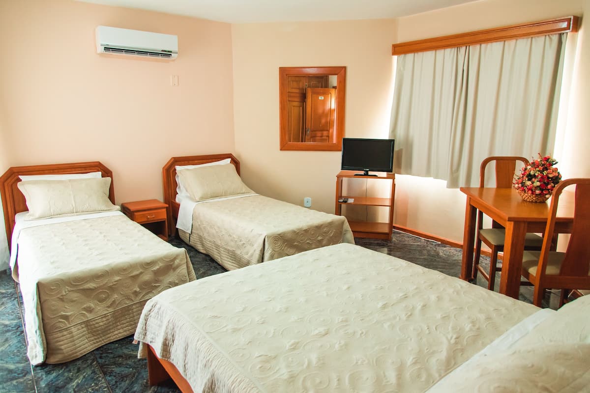 Standard Quadruple Room, Multiple Beds, Private Bathroom, Garden View