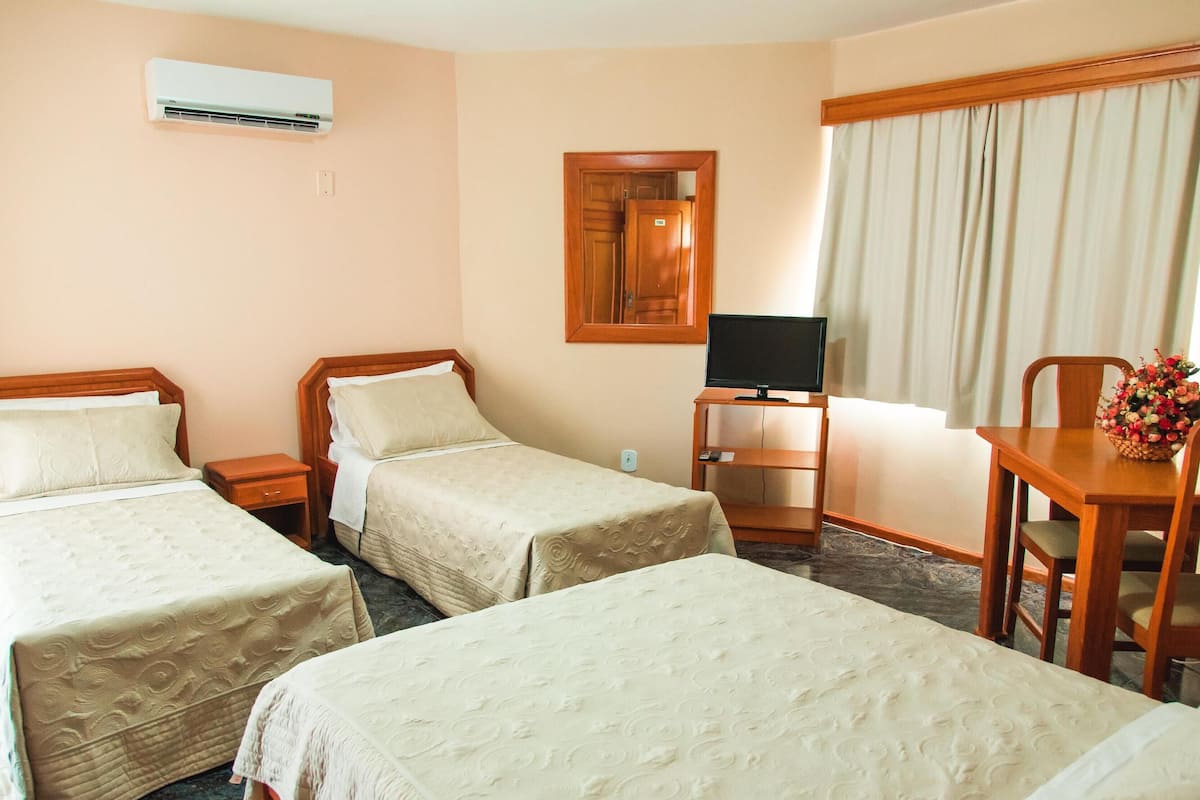 Hypo-allergenic bedding, minibar, in-room safe, laptop workspace