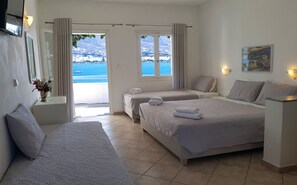 Deluxe Studio, Sea View (1st floor, 4 adullts) | In-room safe, soundproofing, free WiFi - Paros Paradise Apartments (Paros)