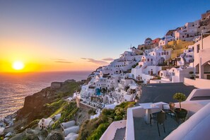 View from property - Theodora Suites - Adults Only (Santorini)