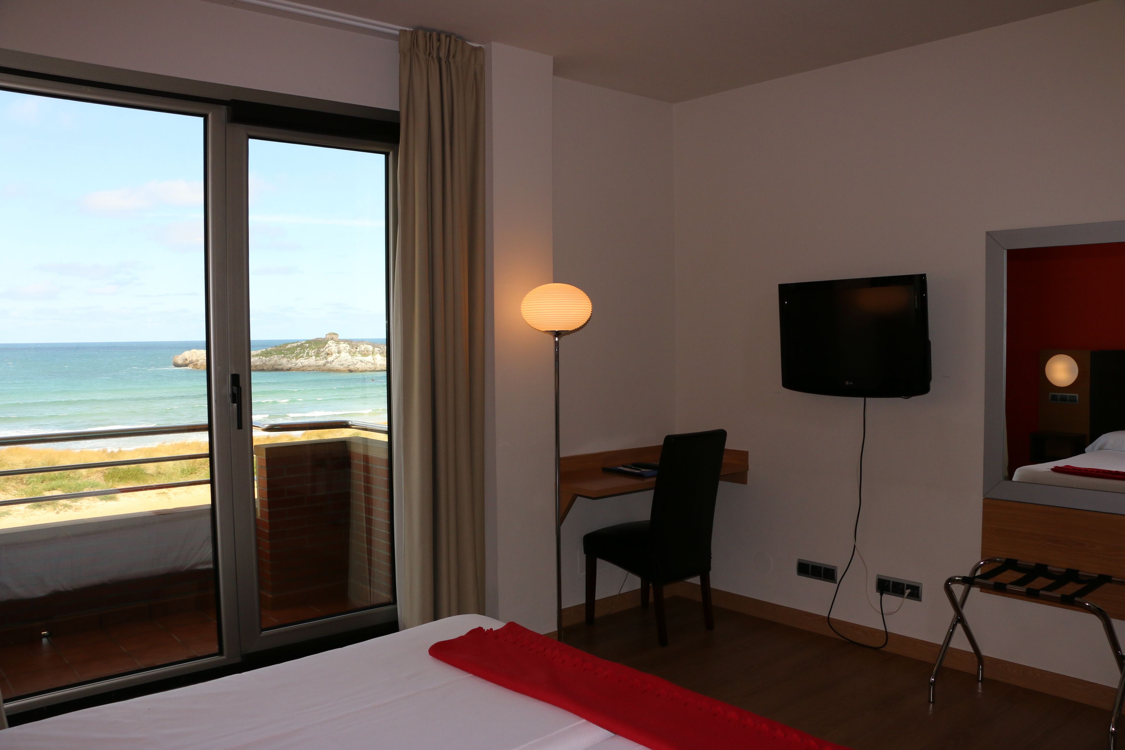 1 bedroom, minibar, in-room safe, desk